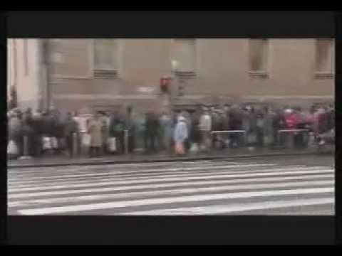 Blaha Lujza téri ételosztás 2005