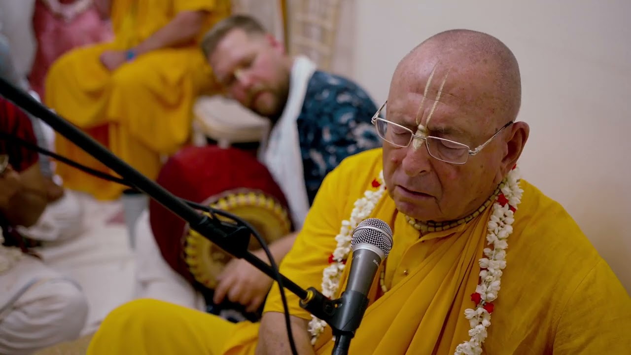 Kirtan at the Mulji Household – 2024-05-12 | Sivarama Swami