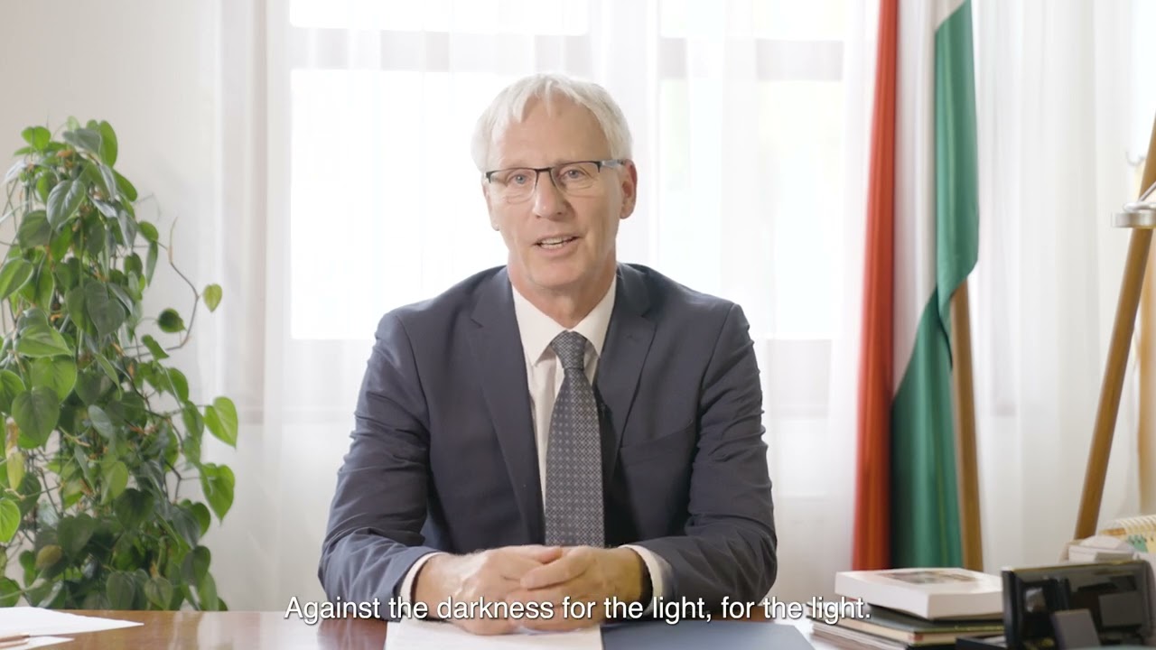Soltész Miklós államtitkár Dívali üzenete