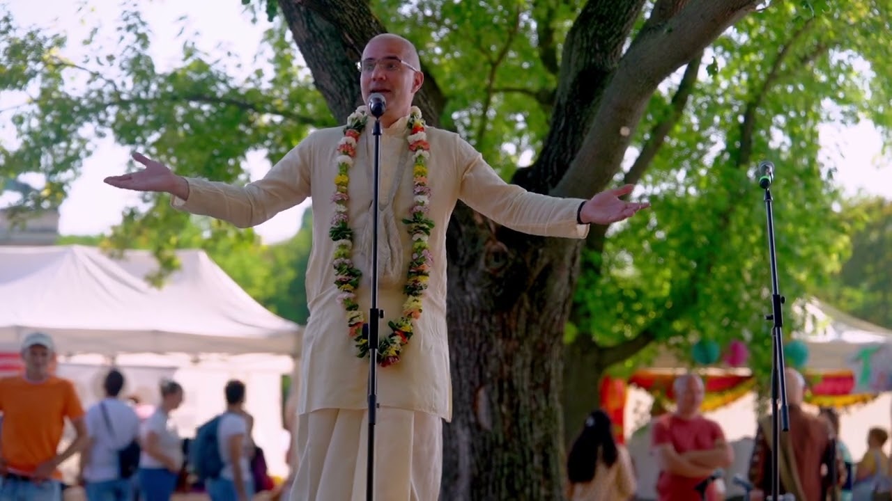 Rādhā Kṛṣṇa Dāsa köszöntőbeszéd – Ratha-yātrā Szekérfesztivál 2025