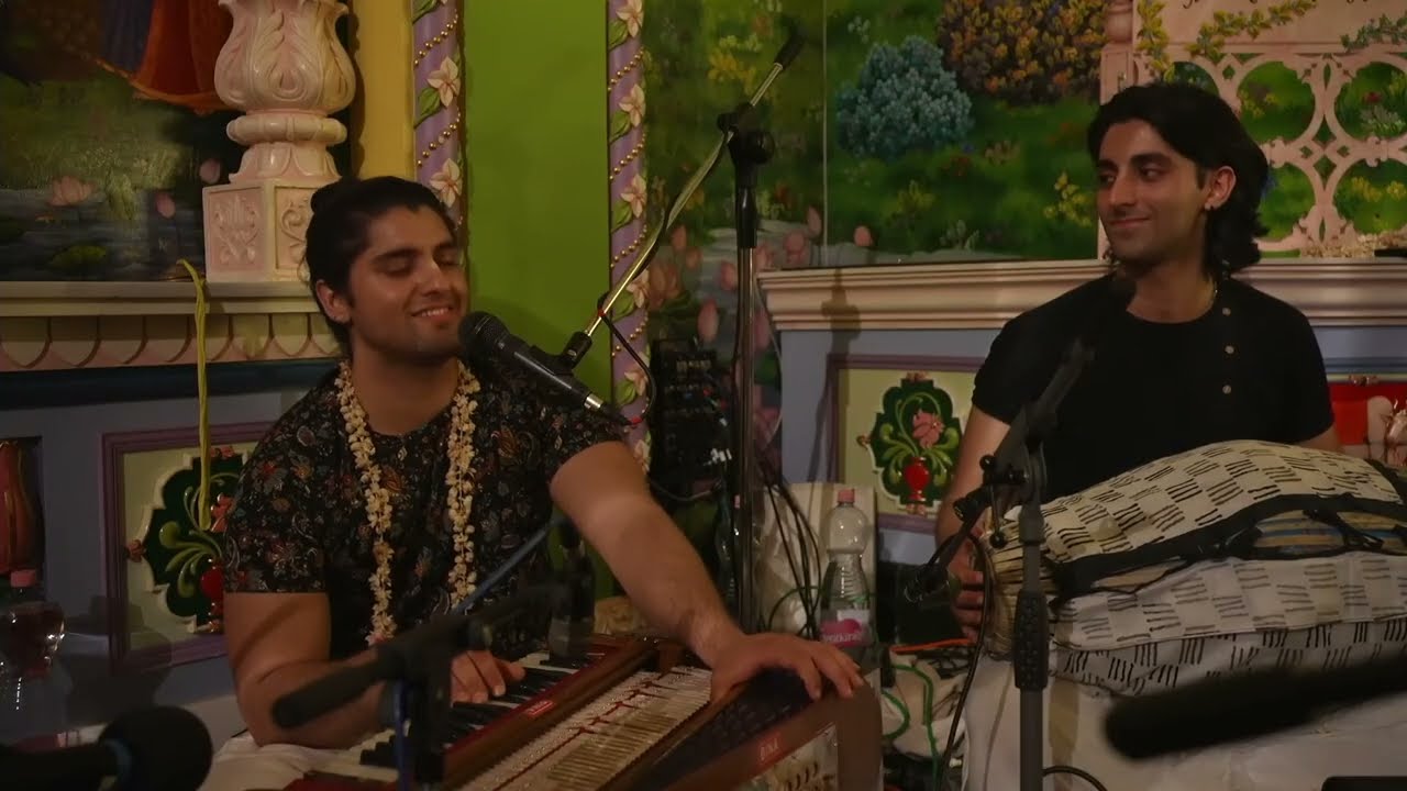 Yogindra prabhu – evening kirtan on Srila Sivarama Swami’s vyasa-puja – 2024