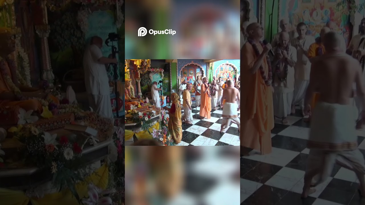 Kirtan with Niranjana Maharaj