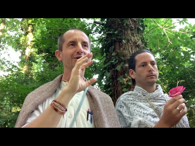 Kísértések az odaadó szolgálat útján – Hanumān templomának beavatása. LilaSuka Dāsa