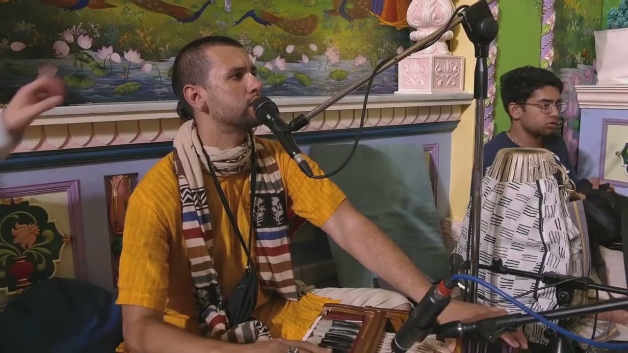 Sacisuta prabhu – Radhastami Day 2 evening kirtan – 2025