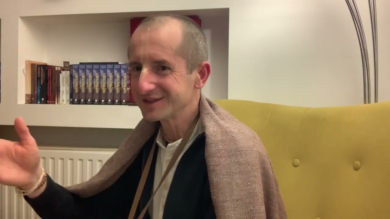 Iránytű az élethez – te választod az utad vagy az út választ téged. LilaSuka Dāsa