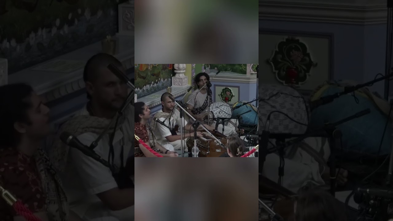 Kirtan with Sacisuta prabhu, Yogindra prabhu and Ananda Murti prabhu