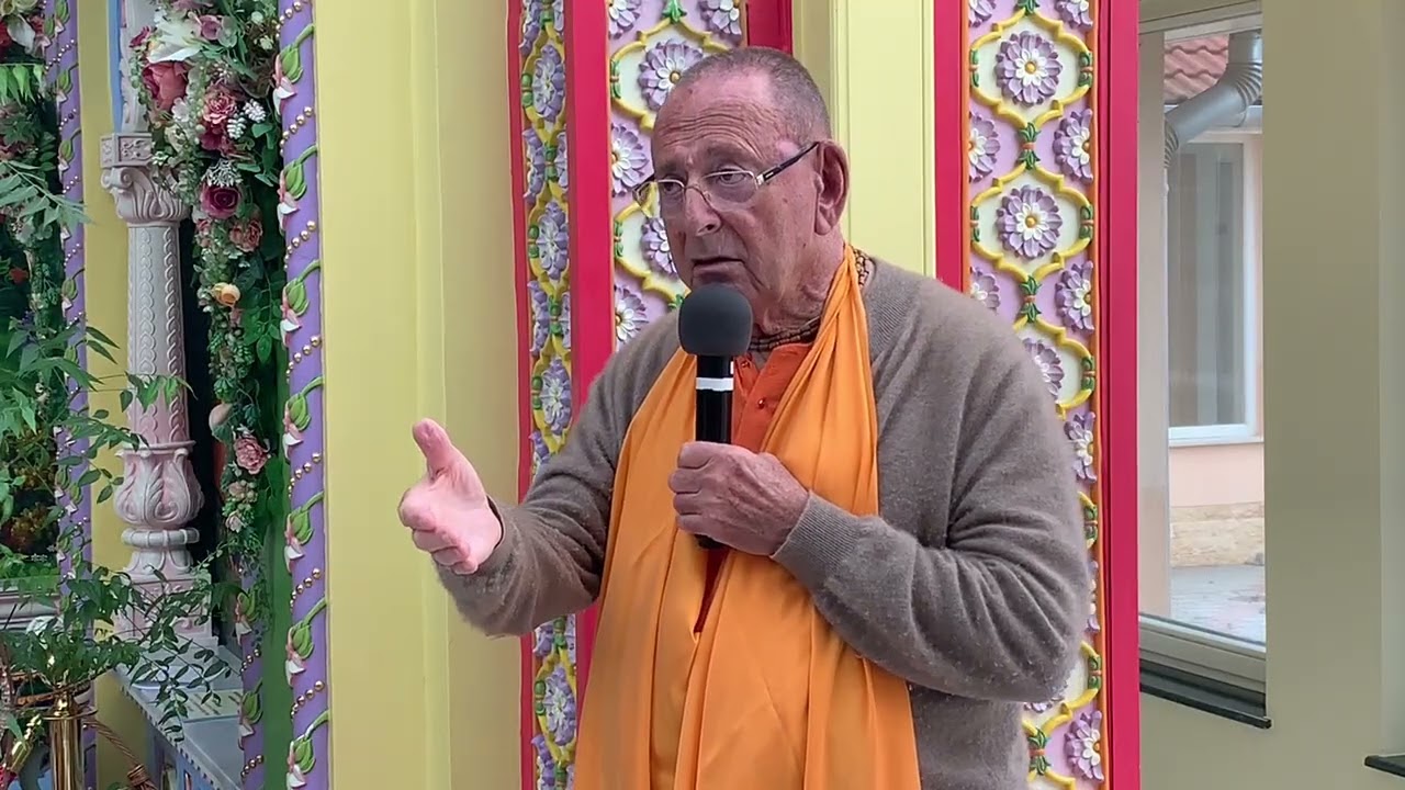 Caritāmṛta Devi Dāsi búcsúztatója Krisna-völgyben – Śivarāma Swami