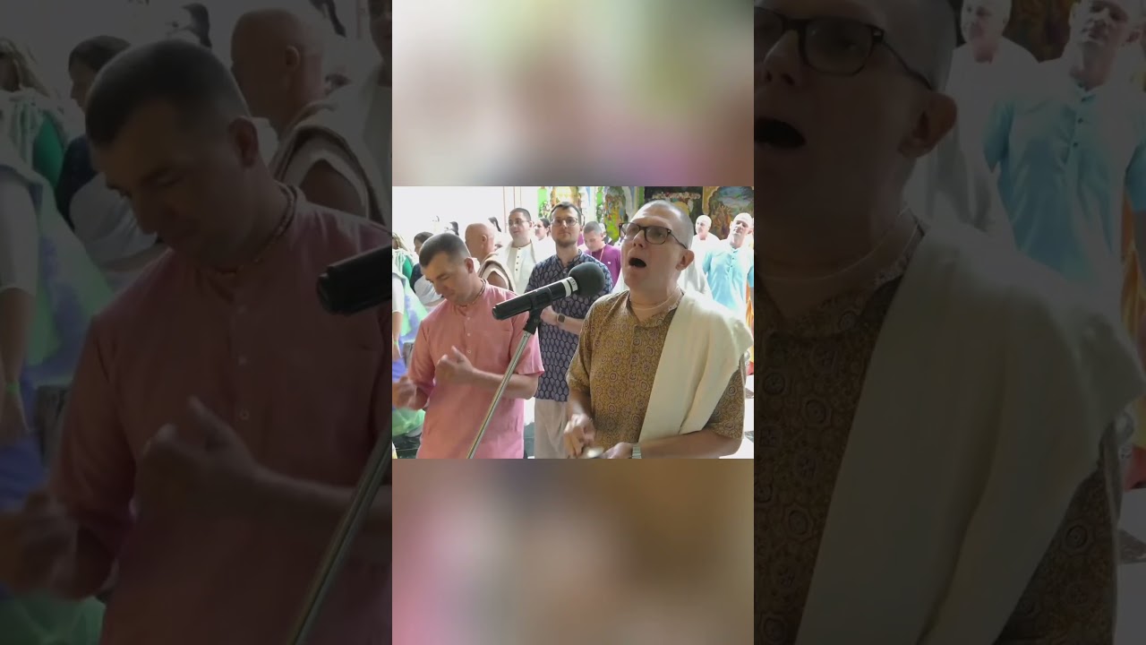 Kirtan led by Acaryaratna prabhu